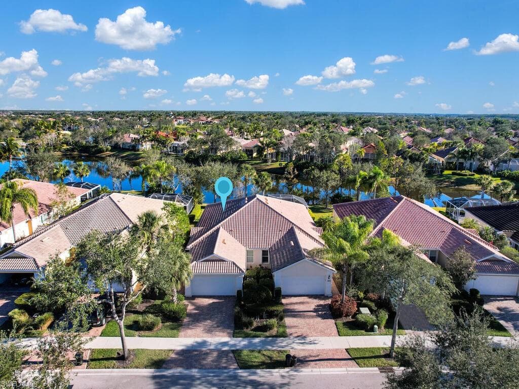 28729 Xenon WAY BONITA SPRINGS, FL 34135