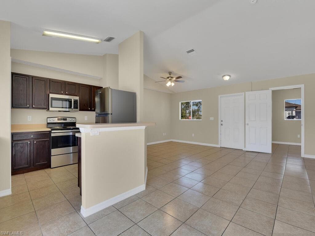 4459-4461 26th ST SW 4461 LEHIGH ACRES, FL 33973