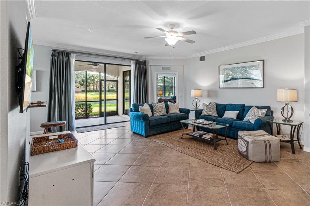 9507 Napoli LN 101 NAPLES, FL 34113