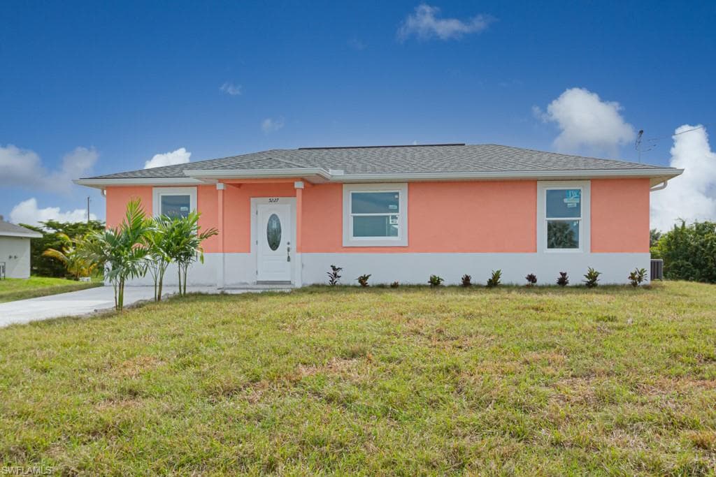 5227 Baron ST LEHIGH ACRES, FL 33971