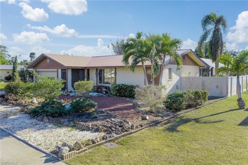 4380 Saint Clair AVE W NORTH FORT MYERS, FL 33903