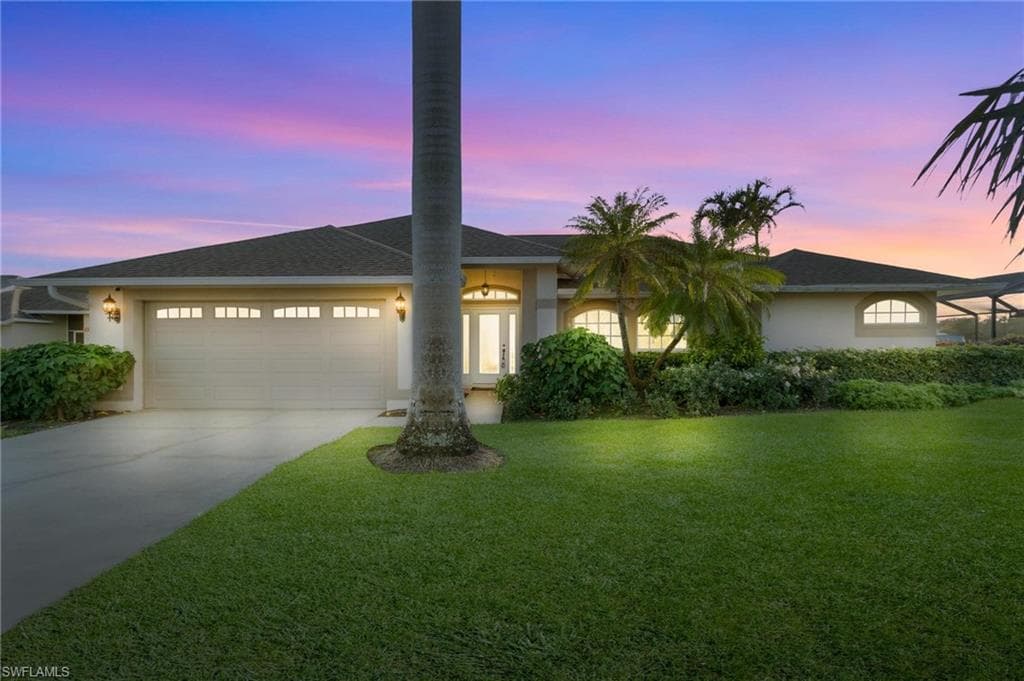 3444 Anton CT NAPLES, FL 34109