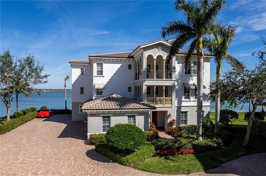 10631 Via Milano DR 1601 MIROMAR LAKES, FL 33913