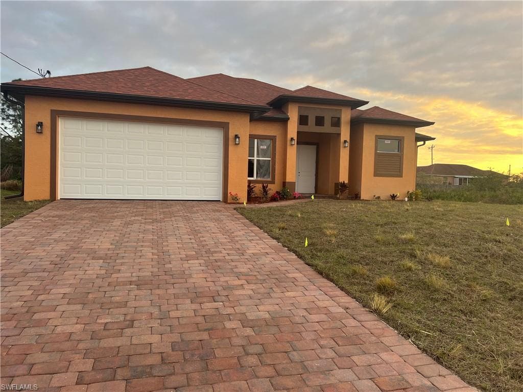 3711 13th ST W LEHIGH ACRES, FL 33971