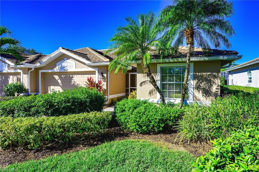 3737 Buttonwood WAY NAPLES, FL 34112