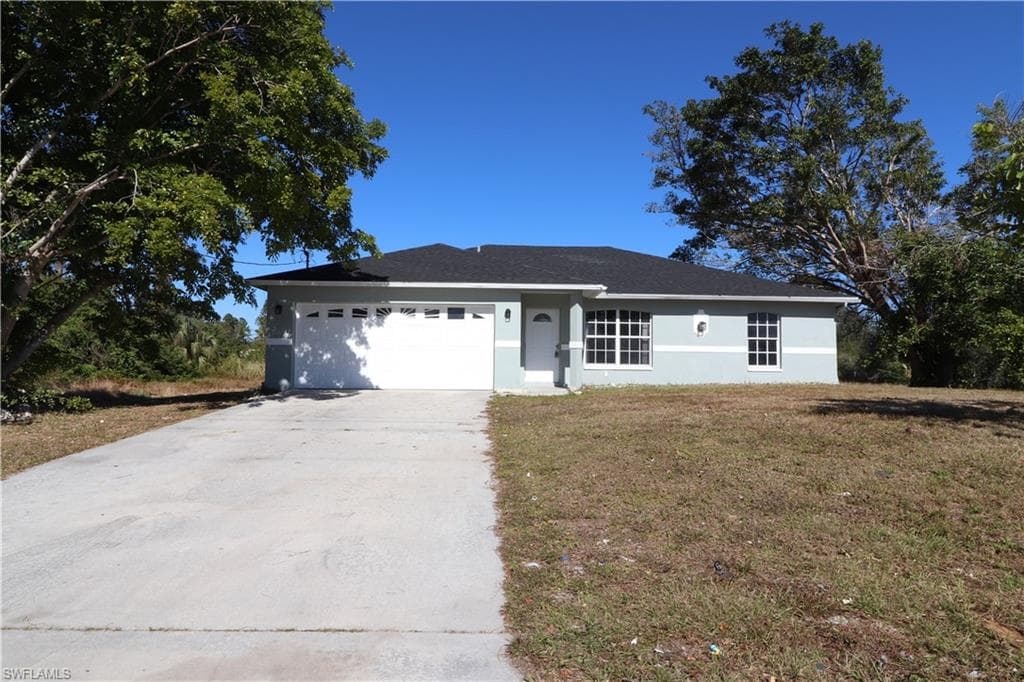 4700 21st ST SW LEHIGH ACRES, FL 33973