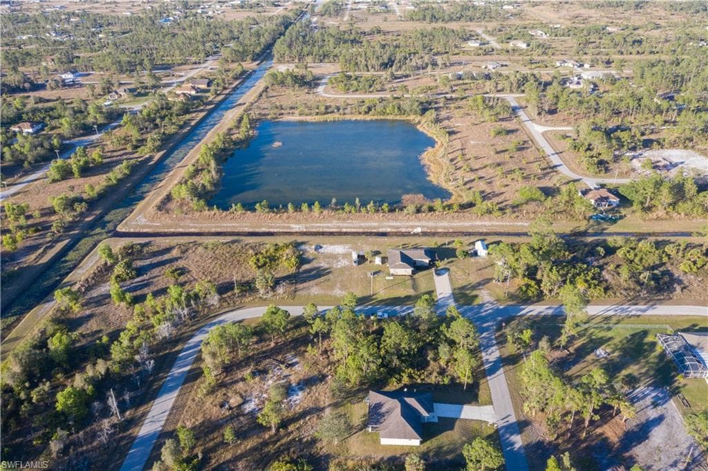 923 Foxdale AVE LEHIGH ACRES, FL 33974