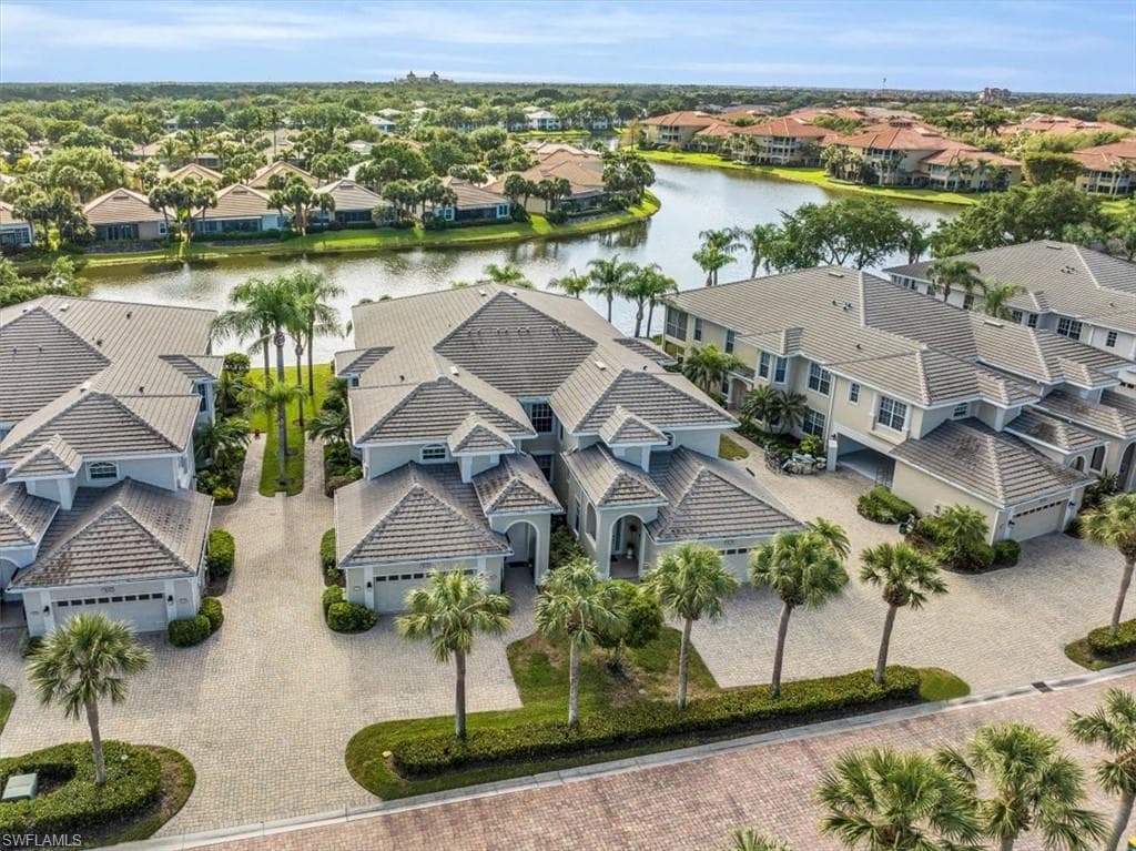 1836 Seville BLVD 1112 NAPLES, FL 34109