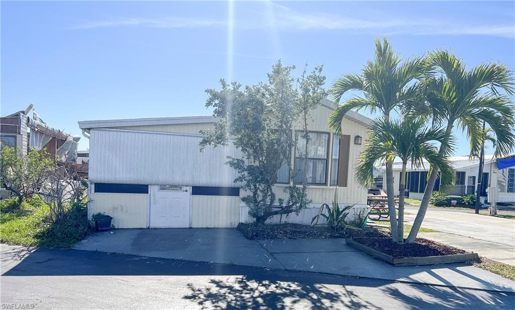 11541 Bubble Shell DR 346 FORT MYERS, FL 33908