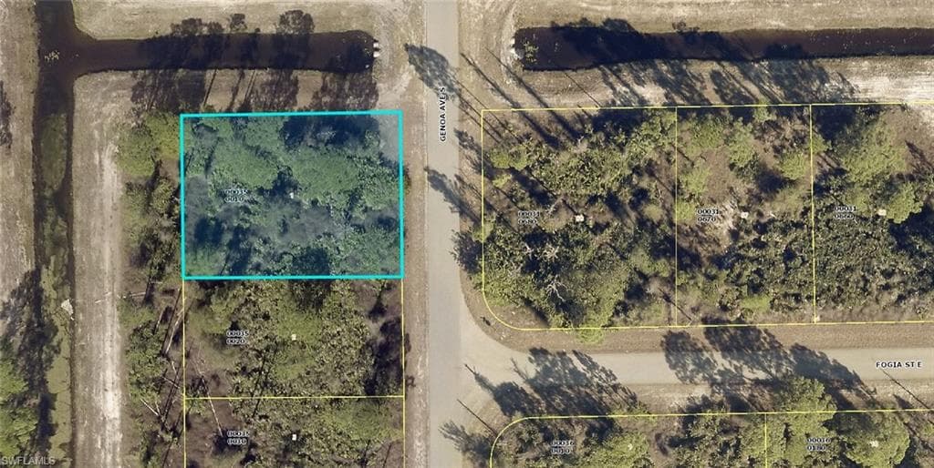 828 Genoa AVE S LEHIGH ACRES, FL 33974