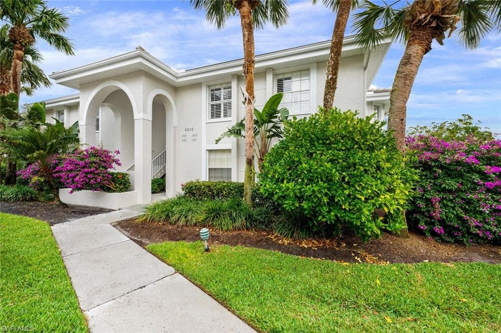 6216 Bellerive AVE 1702 NAPLES, FL 34119