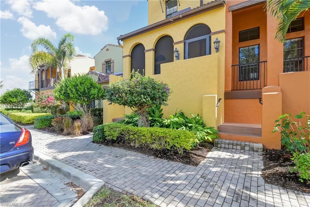 11866 Adoncia WAY 2211 FORT MYERS, FL 33912
