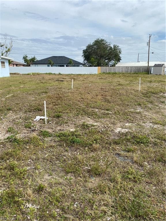 1021 NE 13th AVE CAPE CORAL, FL 33909