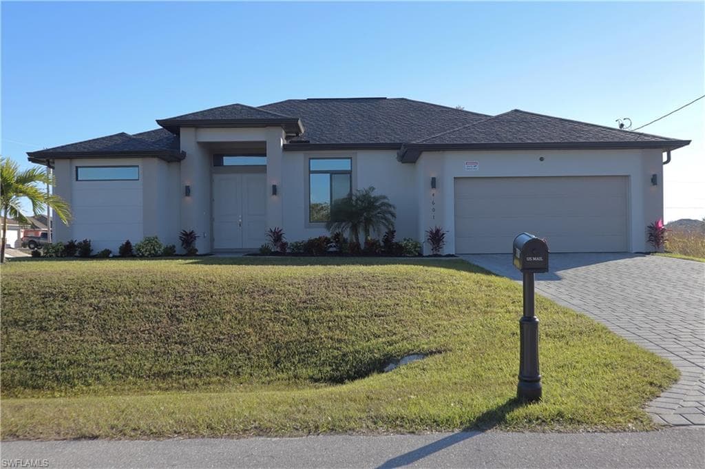 4601 Gene AVE S LEHIGH ACRES, FL 33976
