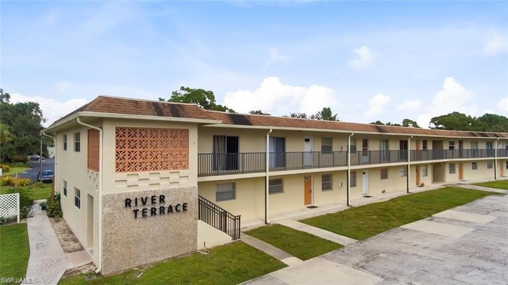 10725 Wilson ST 12 BONITA SPRINGS, FL 34135