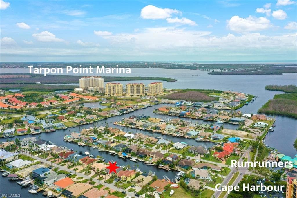 1516 SW 57th TER CAPE CORAL, FL 33914