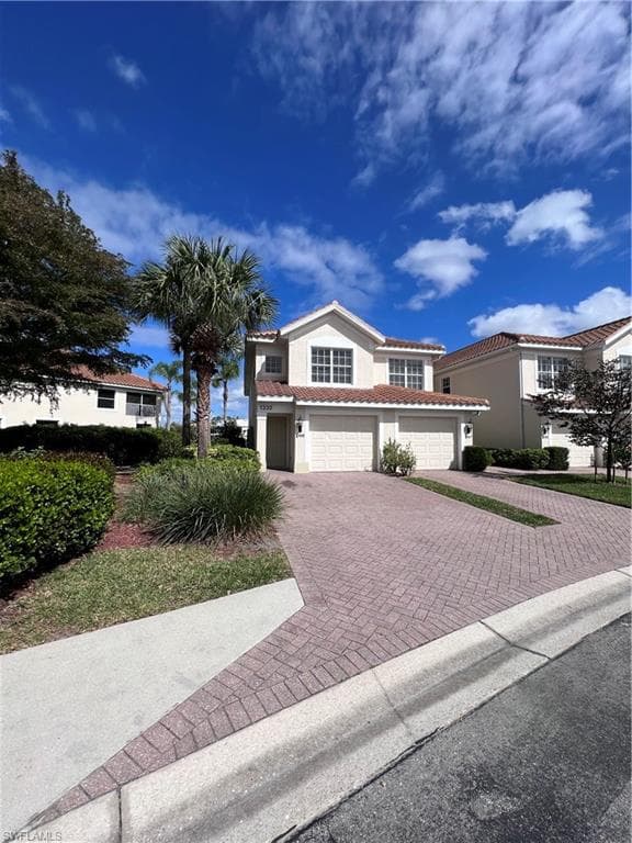 1330 Henley ST 2108 NAPLES, FL 34105