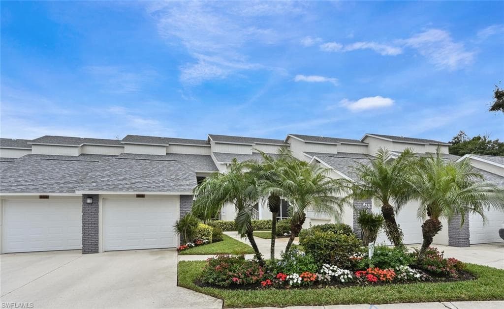 470 Country Hollow CT I105 NAPLES, FL 34104