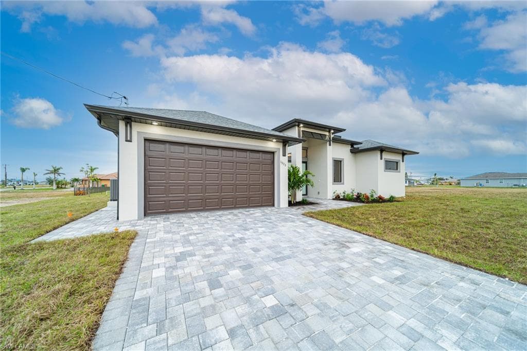 1523 NW 38th PL CAPE CORAL, FL 33993