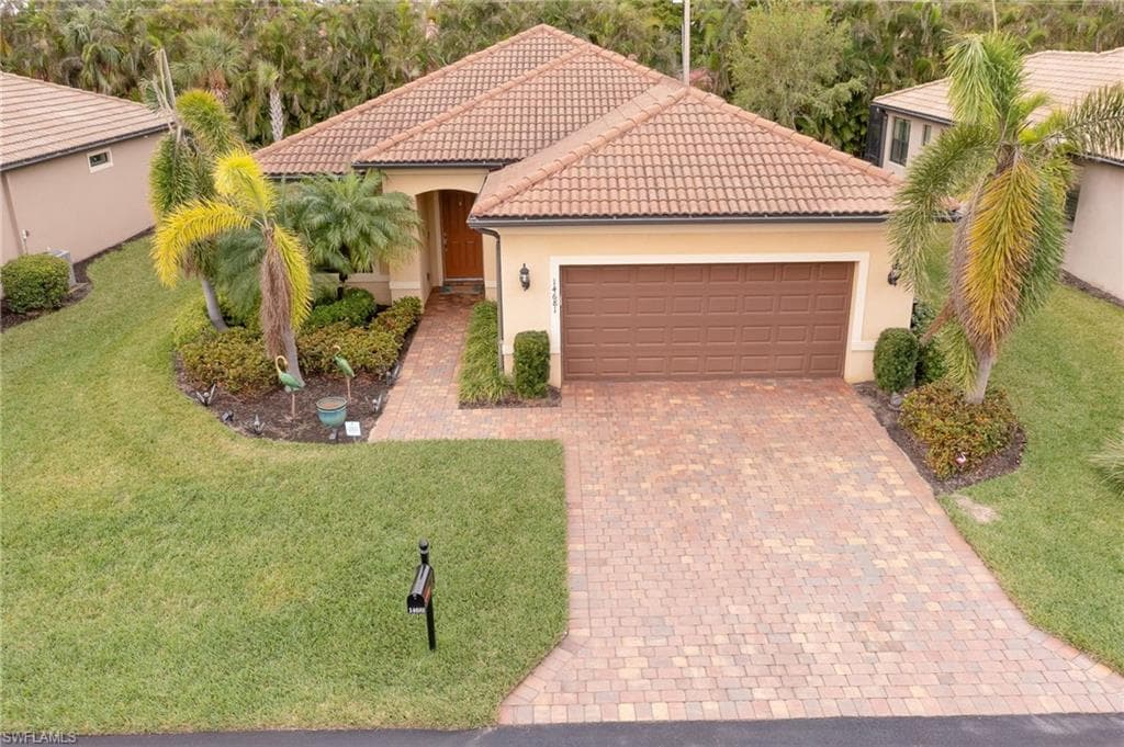 14681 Laguna DR FORT MYERS, FL 33908