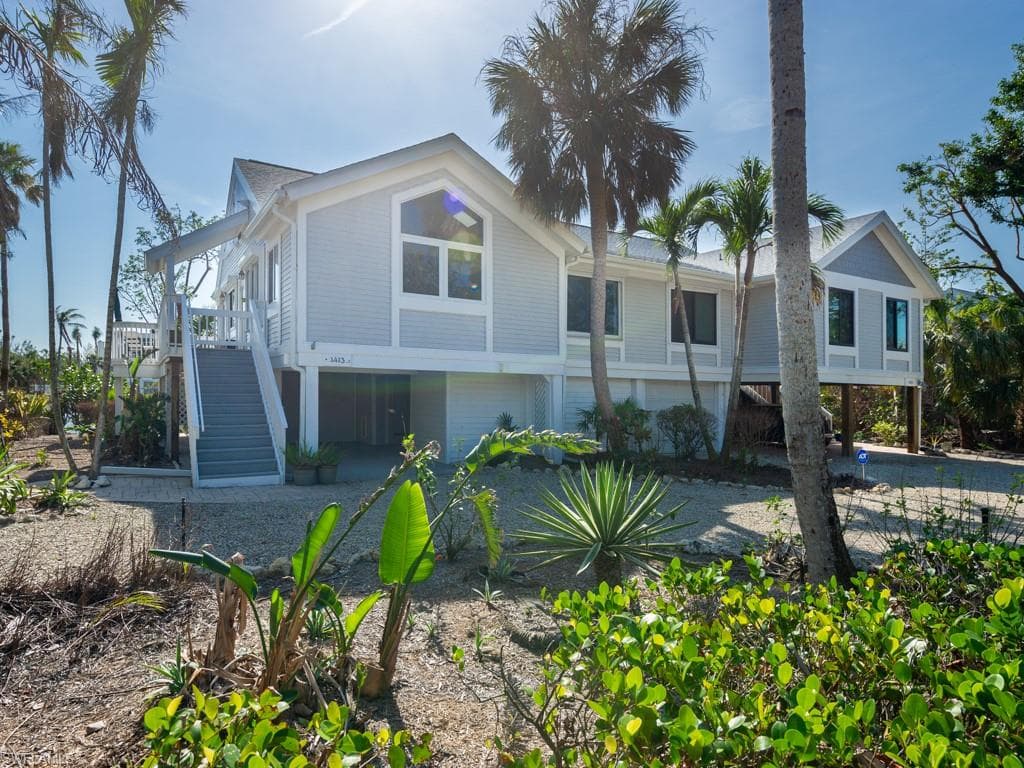 1413 Sandpiper CIR SANIBEL, FL 33957