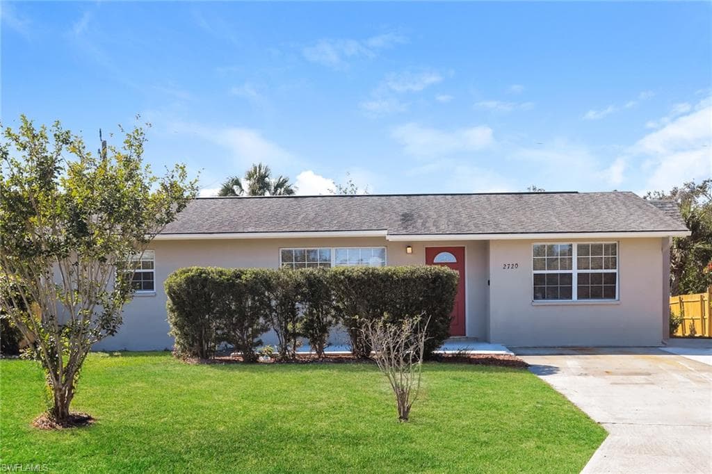 2720 Gentian RD VENICE, FL 34293