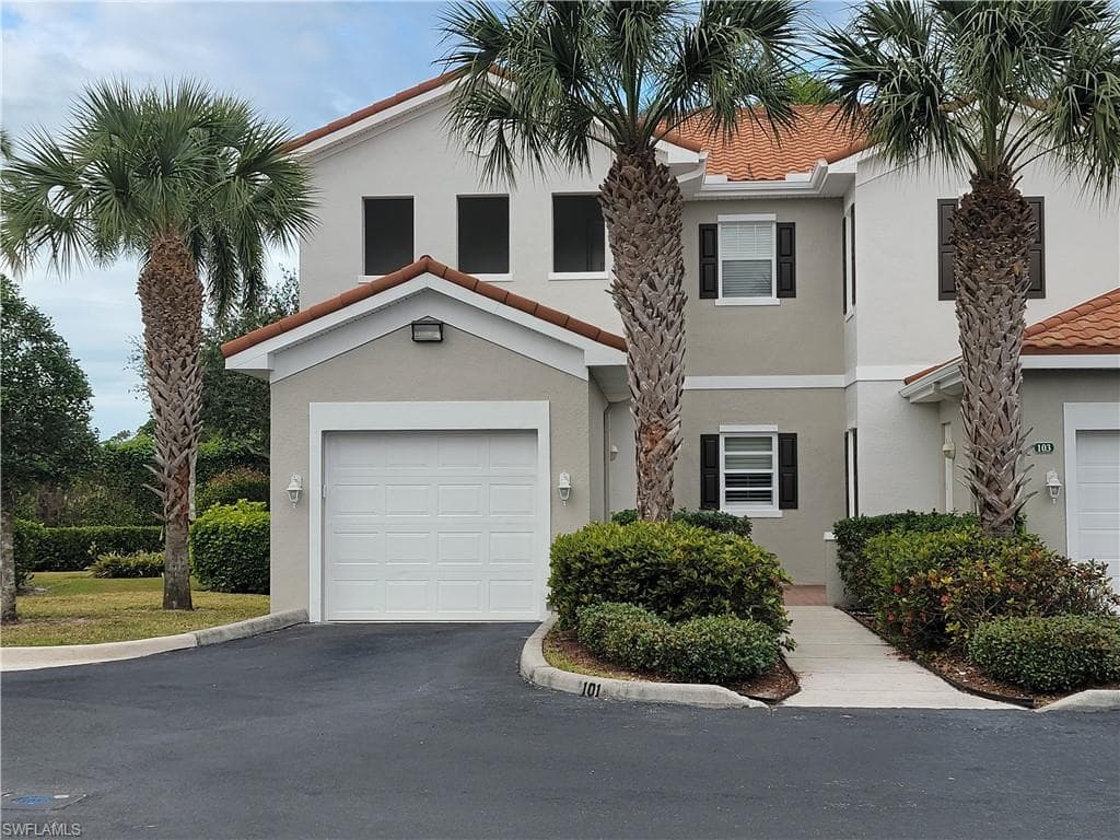 1020 Peggy CIR 101 NAPLES, FL 34113