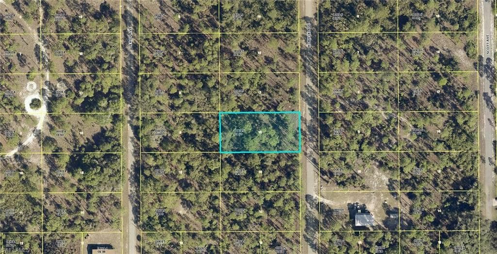1307 Monroe AVE LEHIGH ACRES, FL 33972