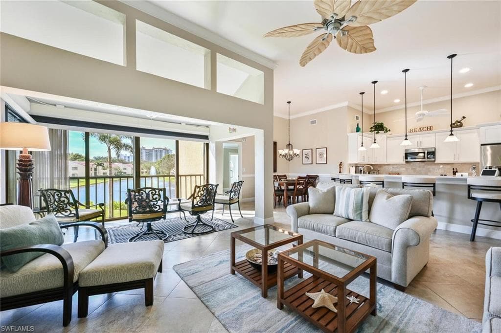661 Windsurf LN A-204 NAPLES, FL 34108