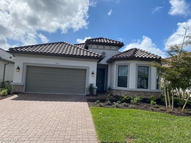 8194 Lucello TER S NAPLES, FL 34114