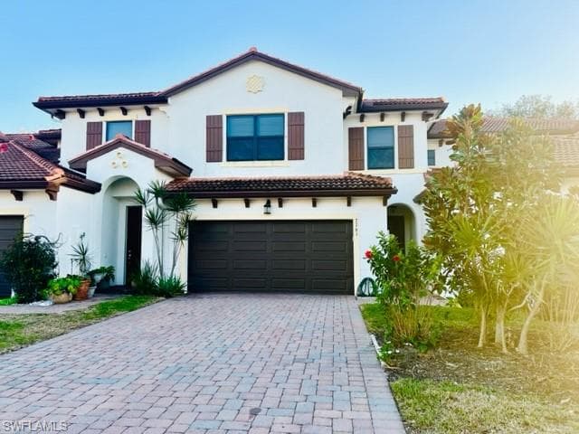 7761 BRISTOL CIR NAPLES, FL 34120