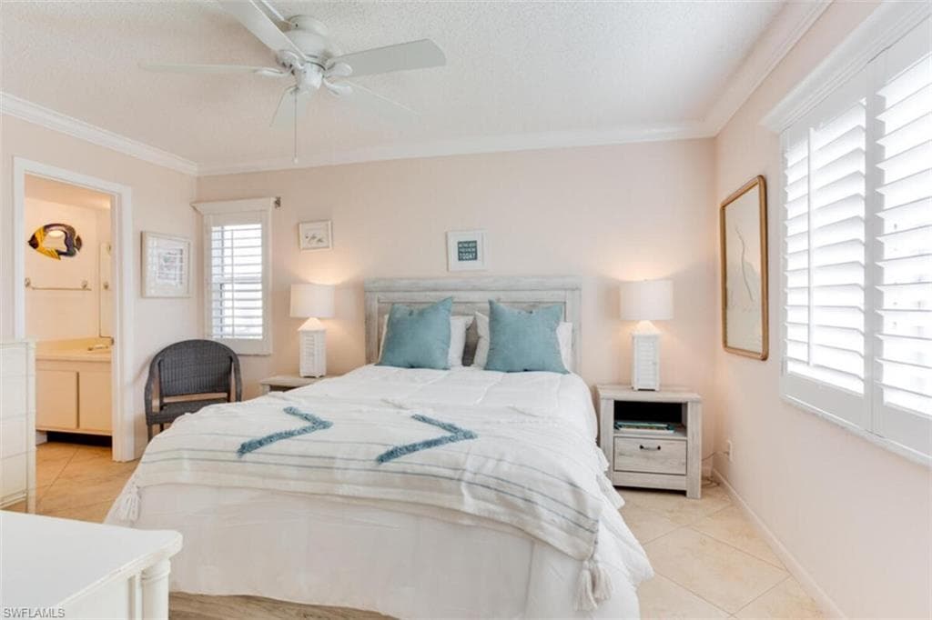 4318 27th CT SW 101 NAPLES, FL 34116