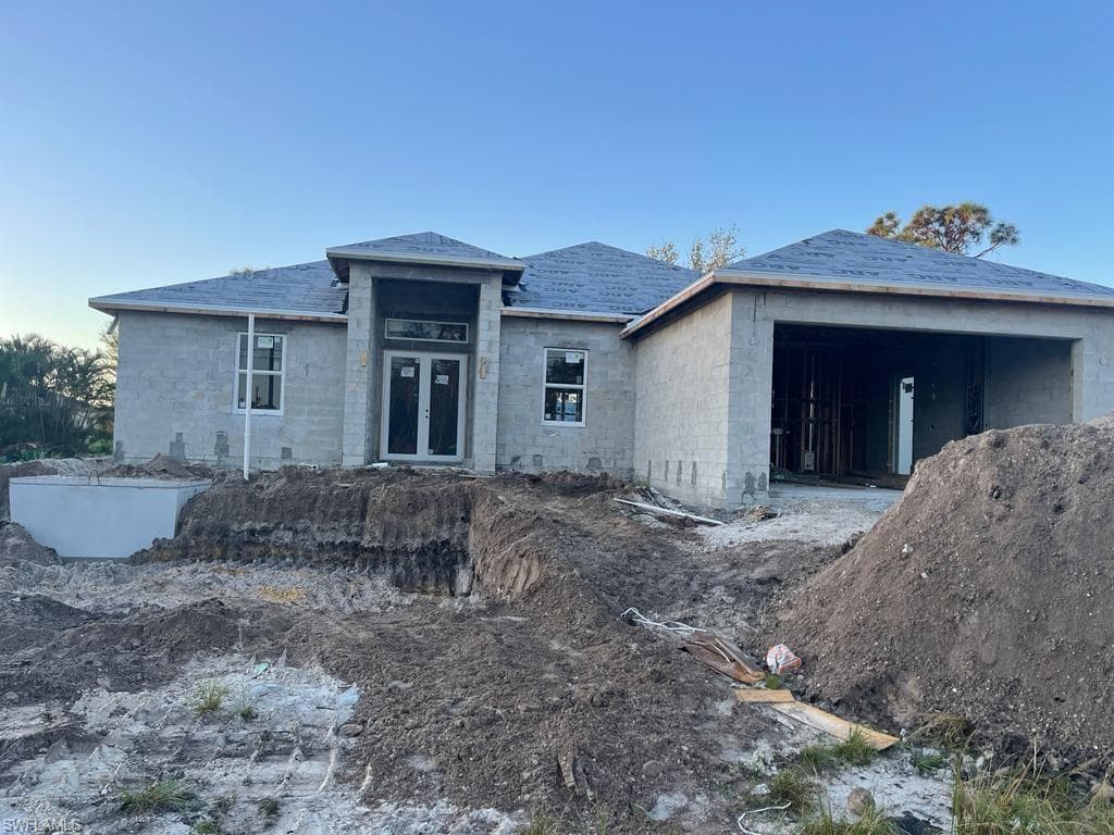 2208 9th TER CAPE CORAL, FL 33993