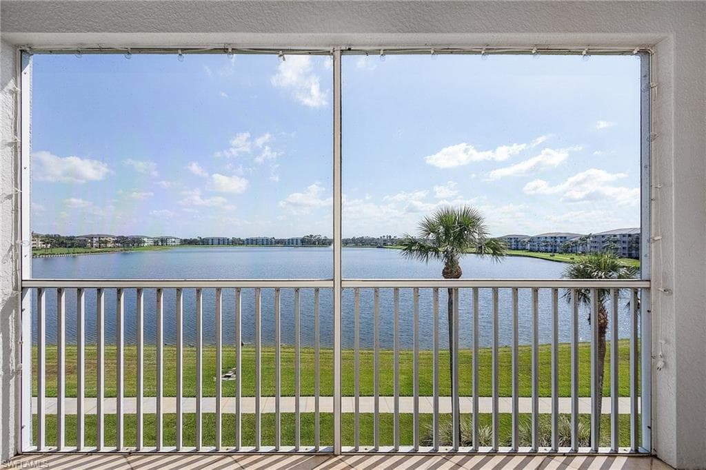 10381 Butterfly Palm DR 935 FORT MYERS, FL 33966