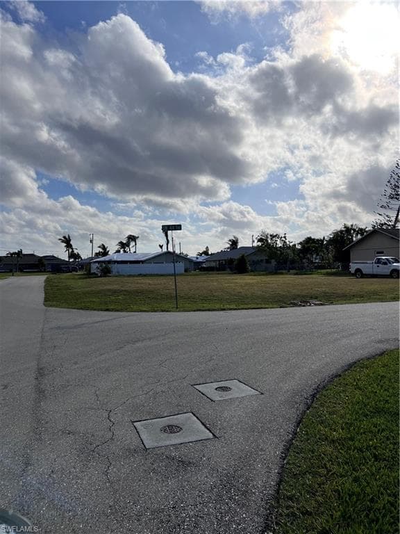 206 SW 44th TER CAPE CORAL, FL 33914