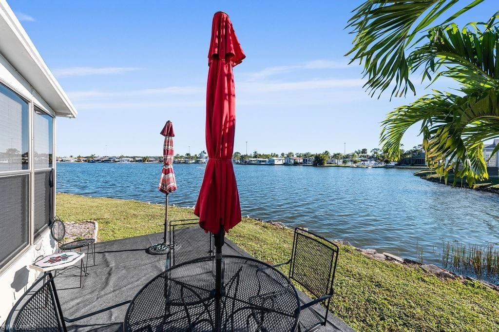 10835 Bonapartes Gull ESTERO, FL 33928