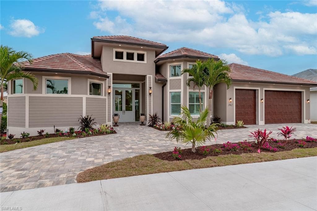 1962 San Marco RD MARCO ISLAND, FL 34145