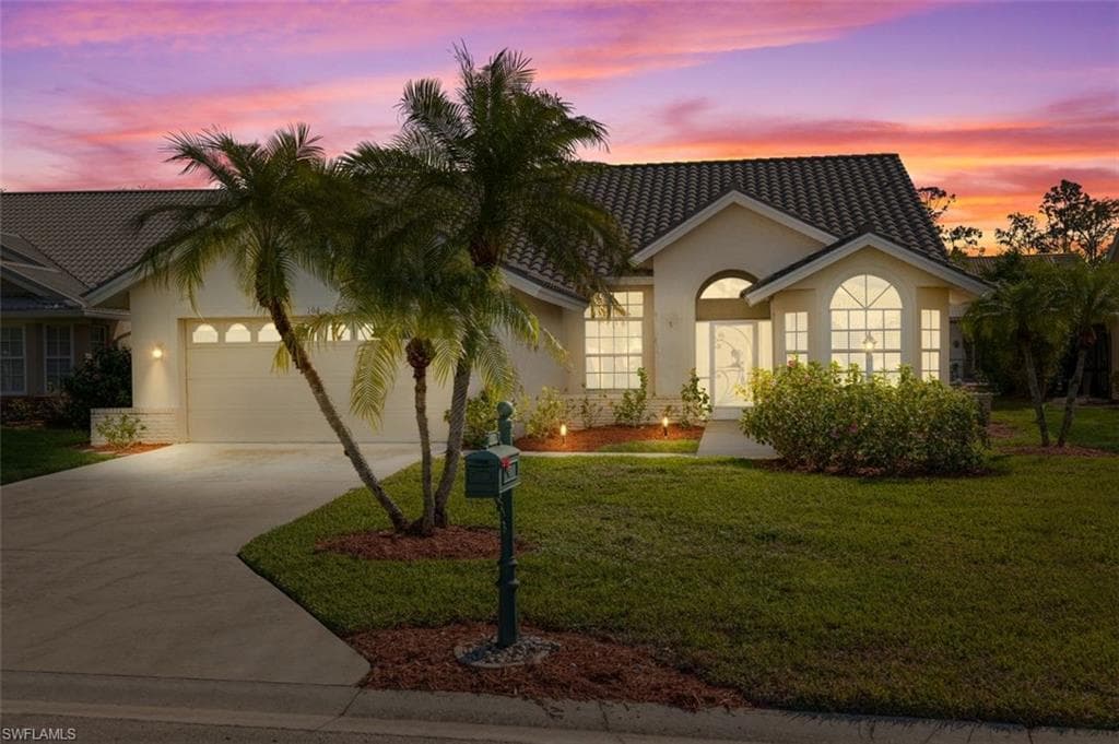 104 Granville CT NAPLES, FL 34104