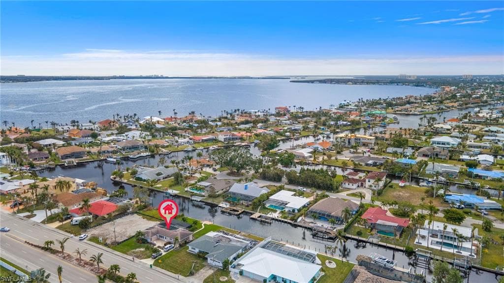 5706 Driftwood PKWY CAPE CORAL, FL 33904