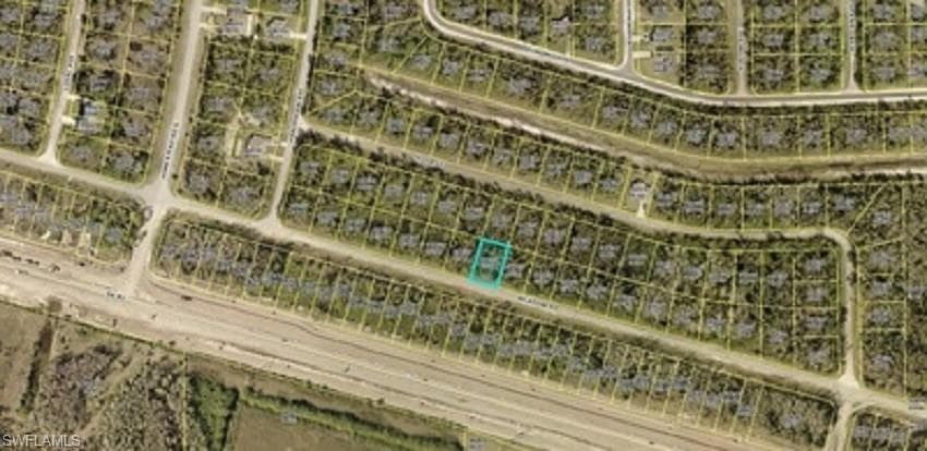 2735 Meadow RD LEHIGH ACRES, FL 33974