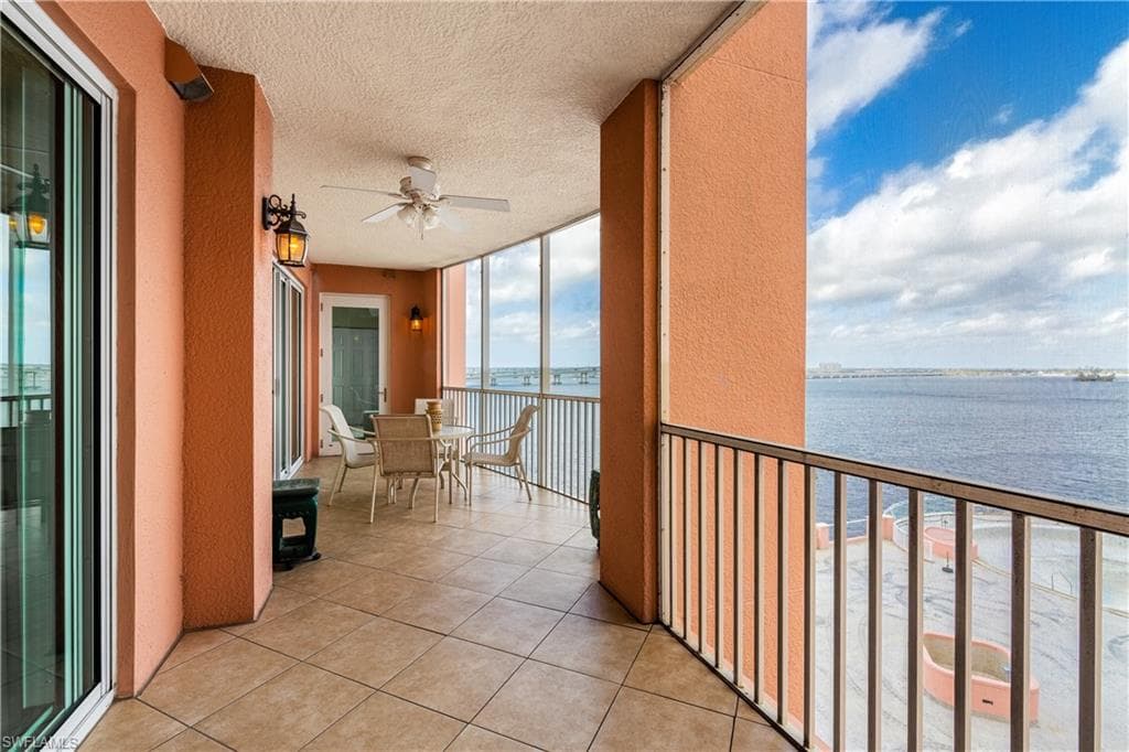 2743 1st ST 602 FORT MYERS, FL 33916