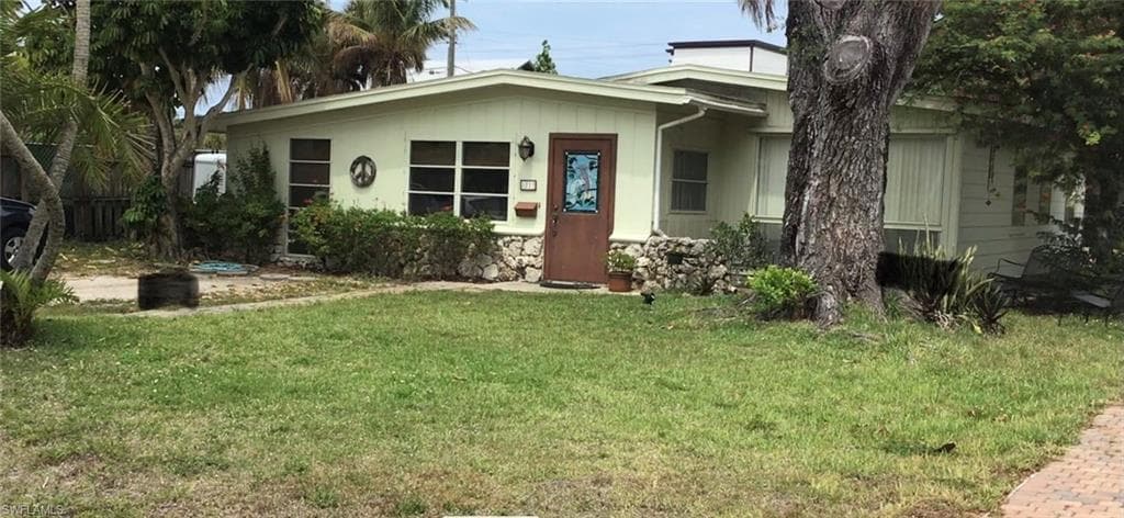 1227 10th AVE N NAPLES, FL 34102