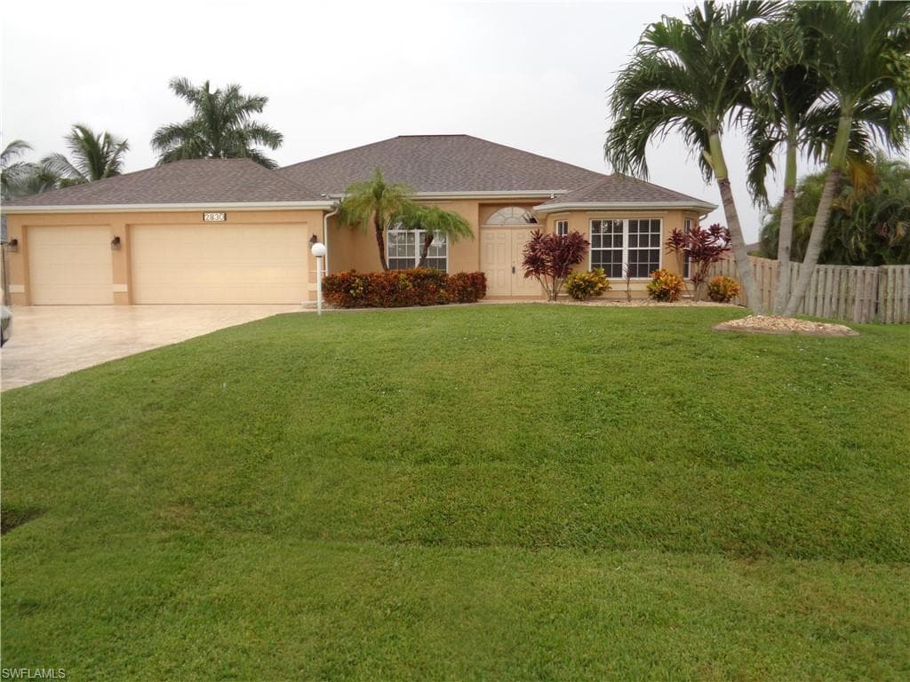 2830 SW 35th LN CAPE CORAL, FL 33914