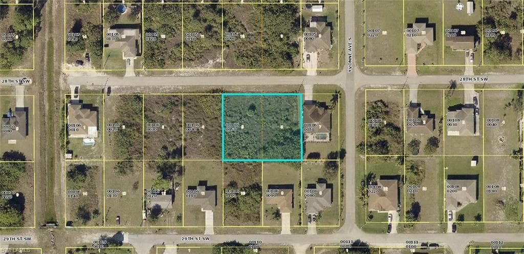 3805 28th ST SW LEHIGH ACRES, FL 33976