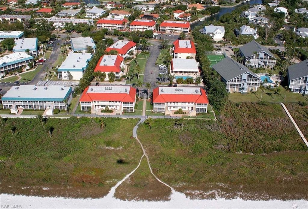 805 E Gulf DR B7 SANIBEL, FL 33957