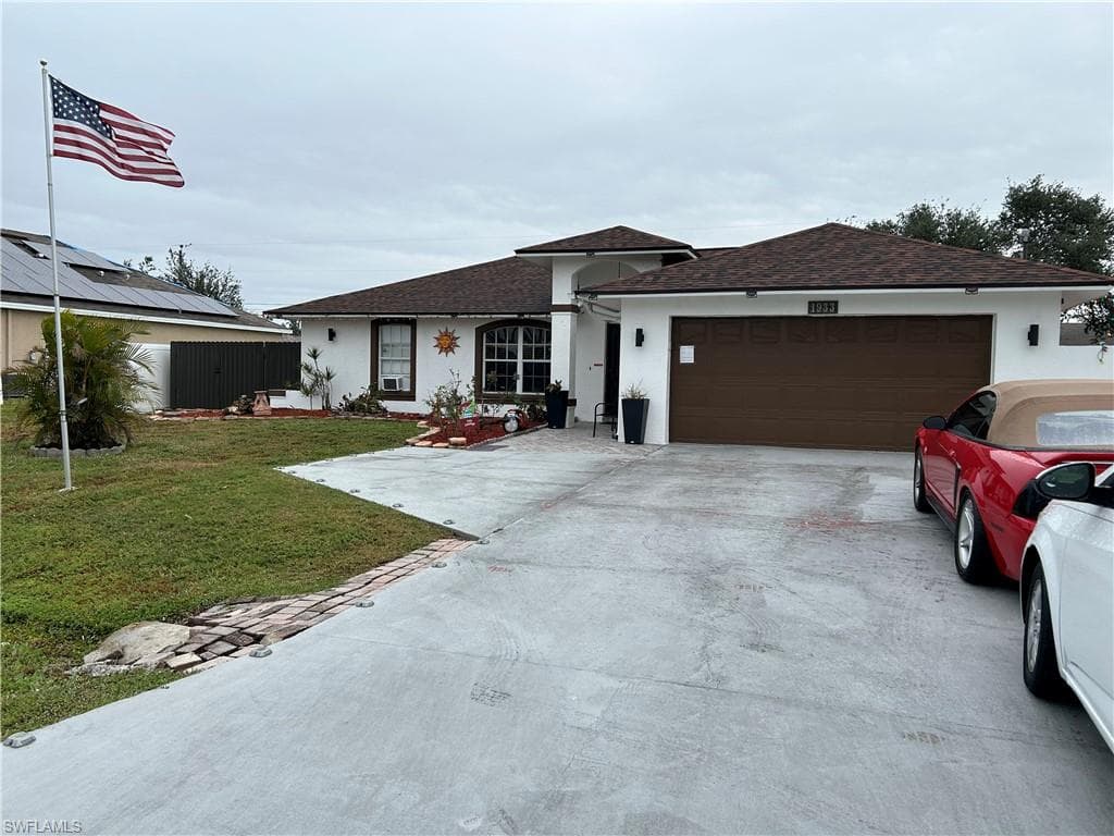 1933 SE 8th AVE CAPE CORAL, FL 33990