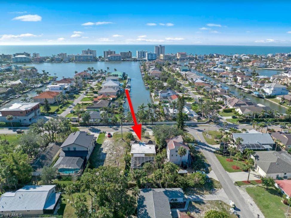9760 Vanderbilt DR NAPLES, FL 34108
