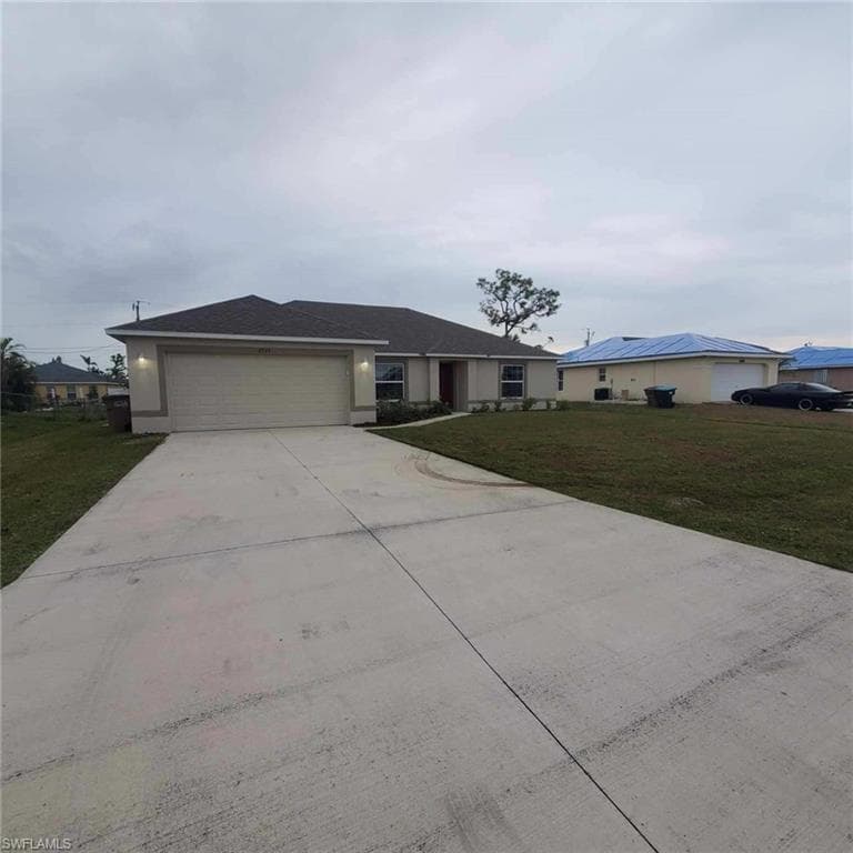 2524 SW 11th CT CAPE CORAL, FL 33914