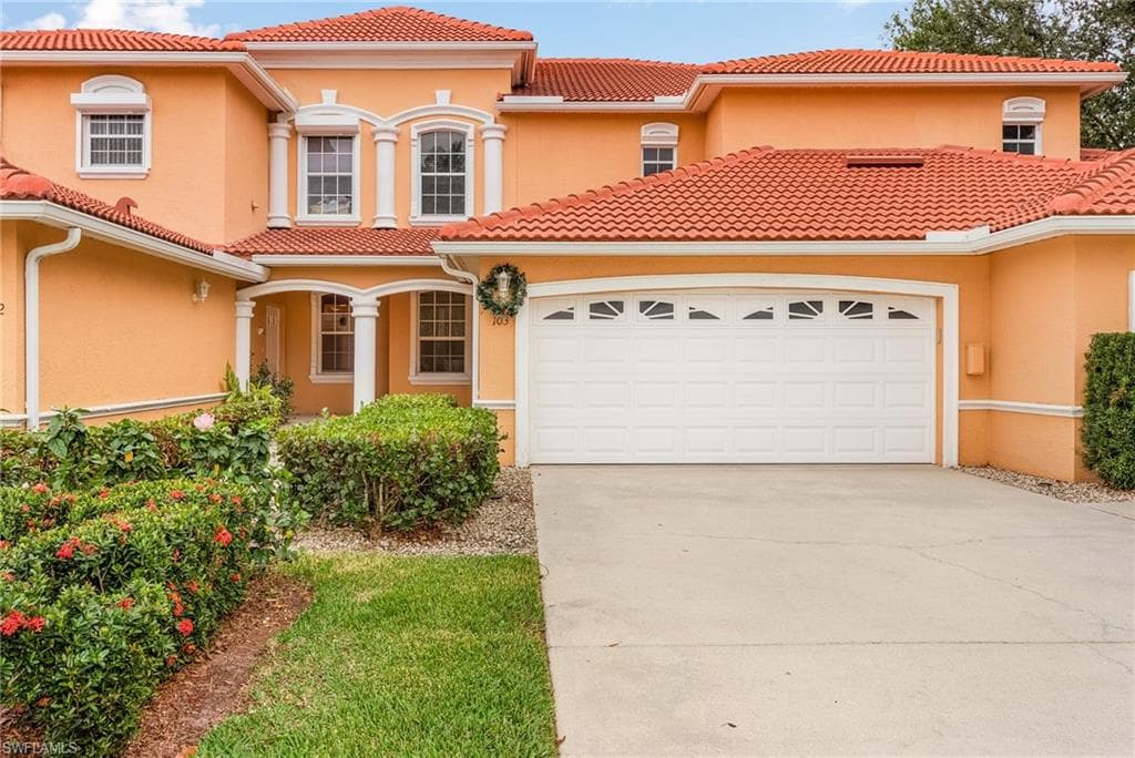 13850 Eagle Ridge Lakes DR 103 FORT MYERS, FL 33912