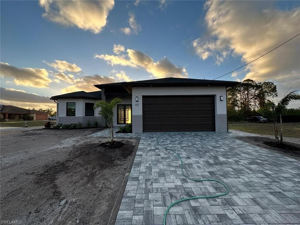 60 Colin AVE S LEHIGH ACRES, FL 33976